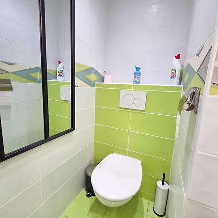 Avec Climatisation, Vue Port - 4 Pers. - Fr-1-880-98 *